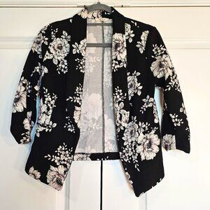Maurices Cropped Blazer Black with Floral Pattern Size Small
